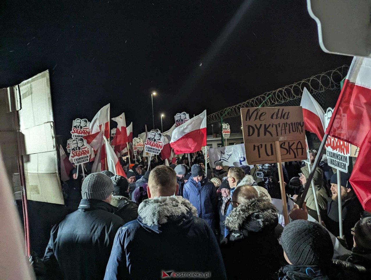 Wiec poparcia dla Macieja Wąsika w Przytułach Starych [15.01.2024] - zdjęcie #15 - eOstroleka.pl