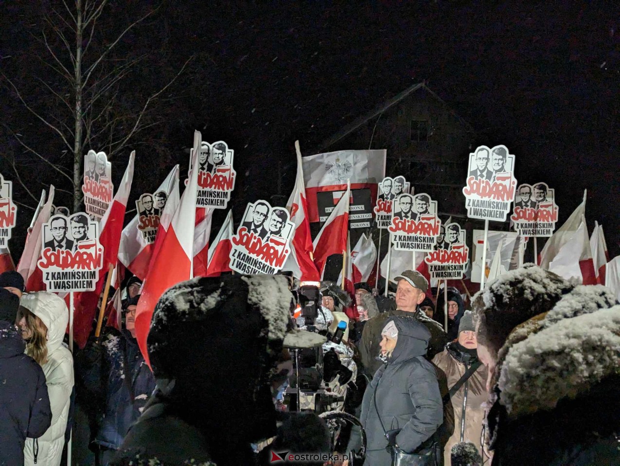 Wiec poparcia dla Macieja Wąsika w Przytułach Starych [15.01.2024] - zdjęcie #13 - eOstroleka.pl