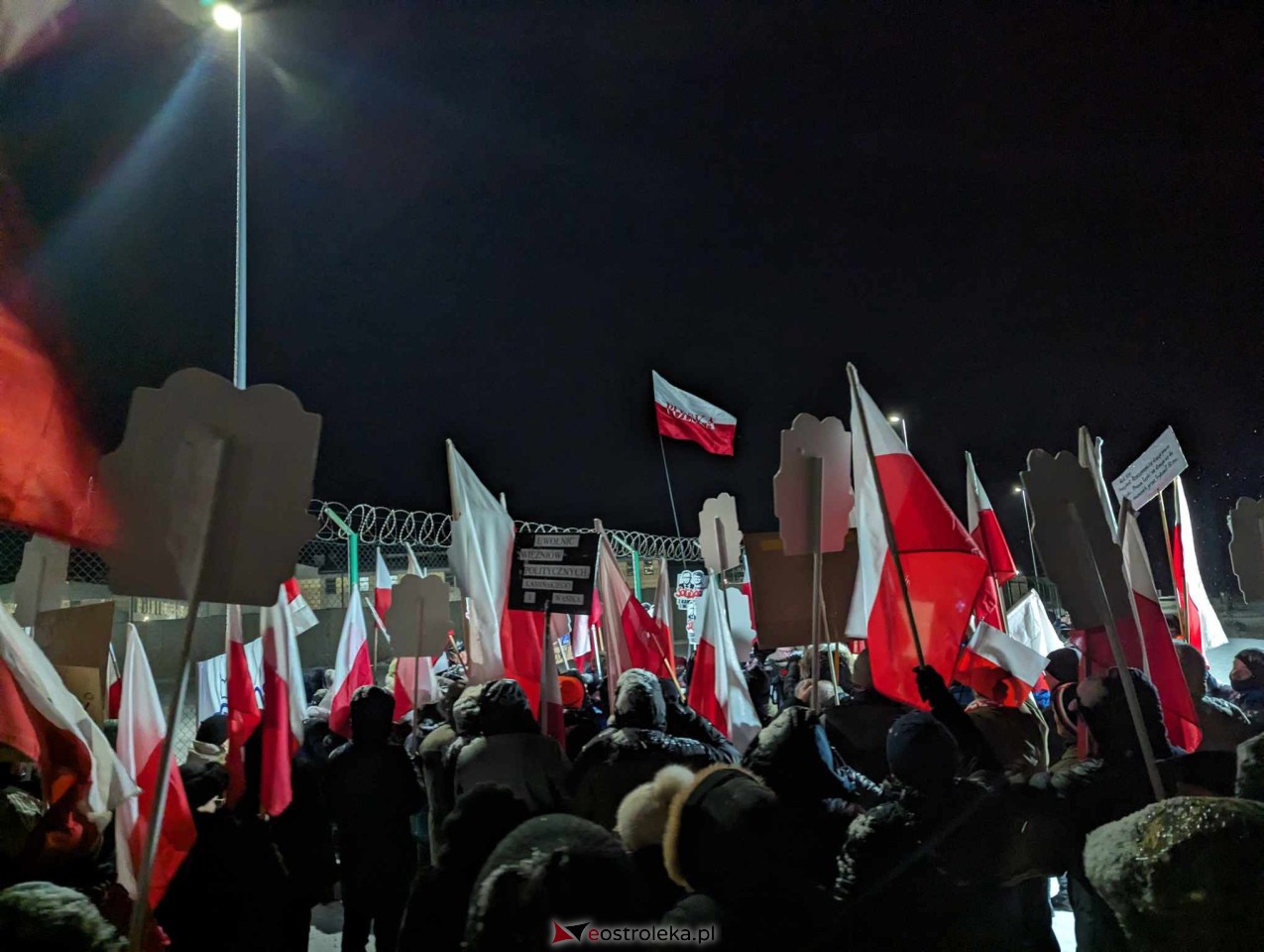 Wiec poparcia dla Macieja Wąsika w Przytułach Starych [15.01.2024] - zdjęcie #3 - eOstroleka.pl