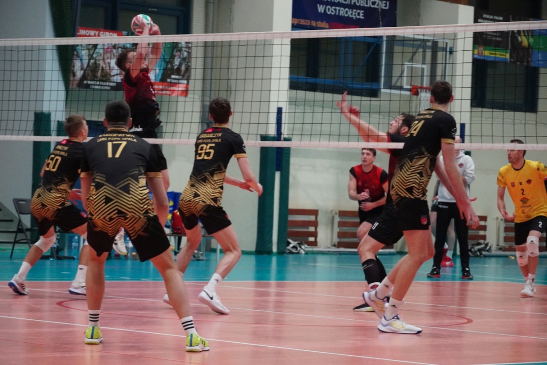 SPS Volley Ostrołęka vs SMS PZPS Spała [17.01.2024] - zdjęcie #88 - eOstroleka.pl