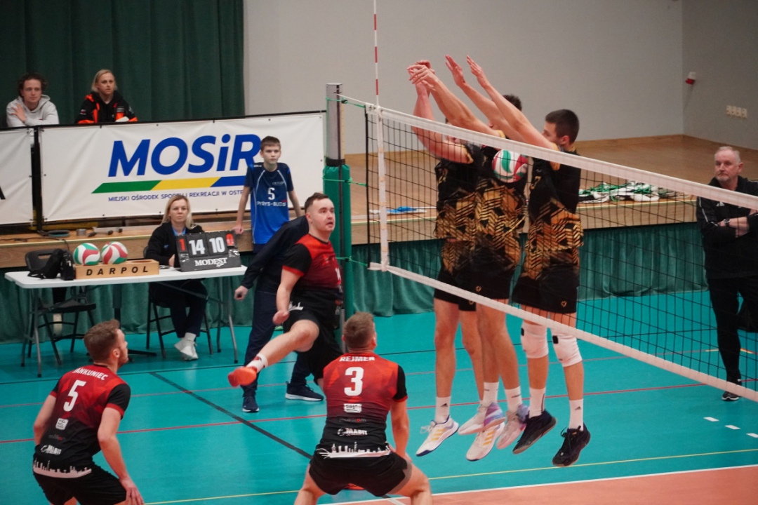 SPS Volley Ostrołęka vs SMS PZPS Spała [17.01.2024] - zdjęcie #96 - eOstroleka.pl