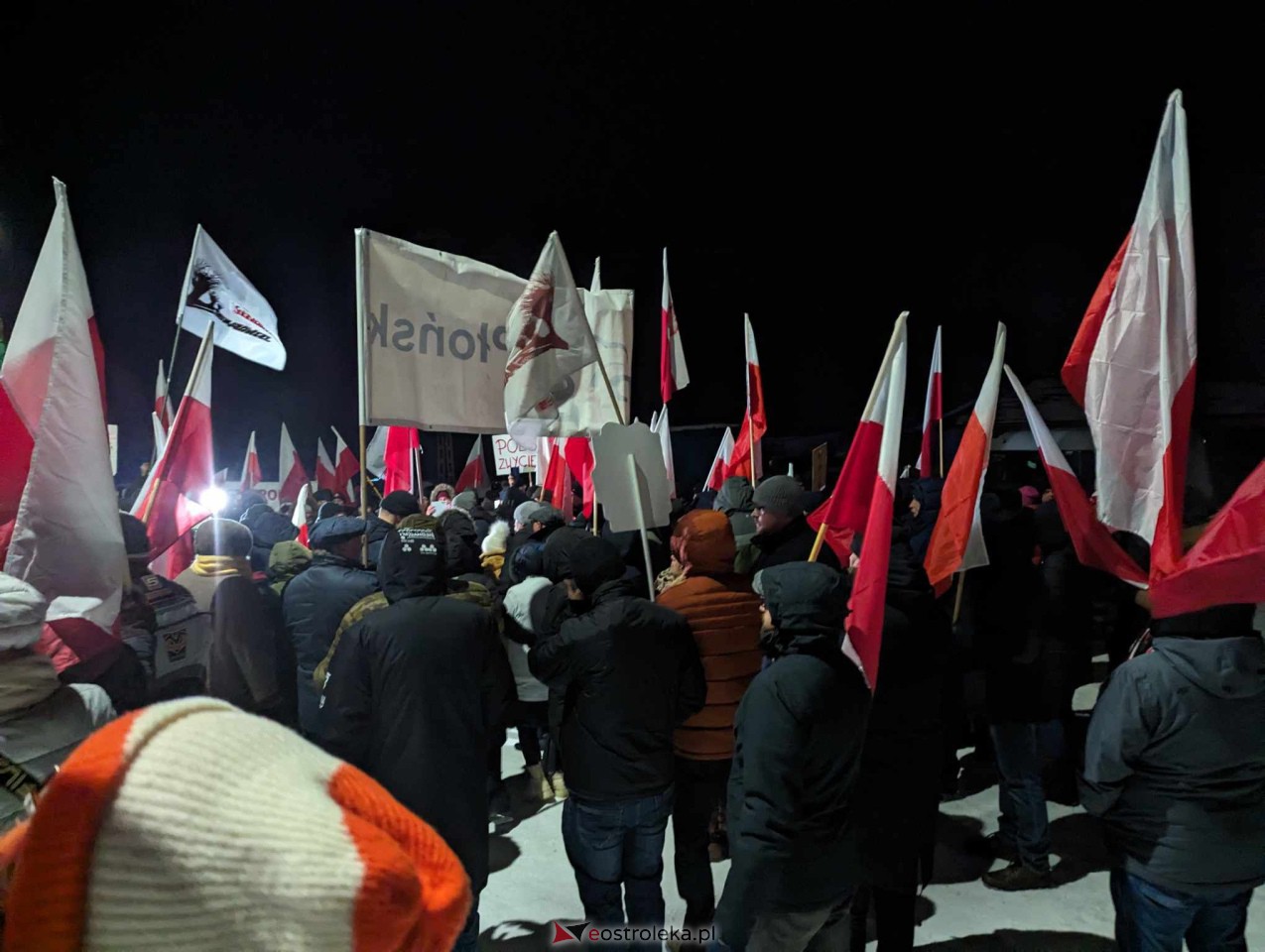 Przytuły Stare: Wiec poparcia dla Macieja Wąsika z udziałem J. Kaczyńskiego [19.01.2024] - zdjęcie #64 - eOstroleka.pl