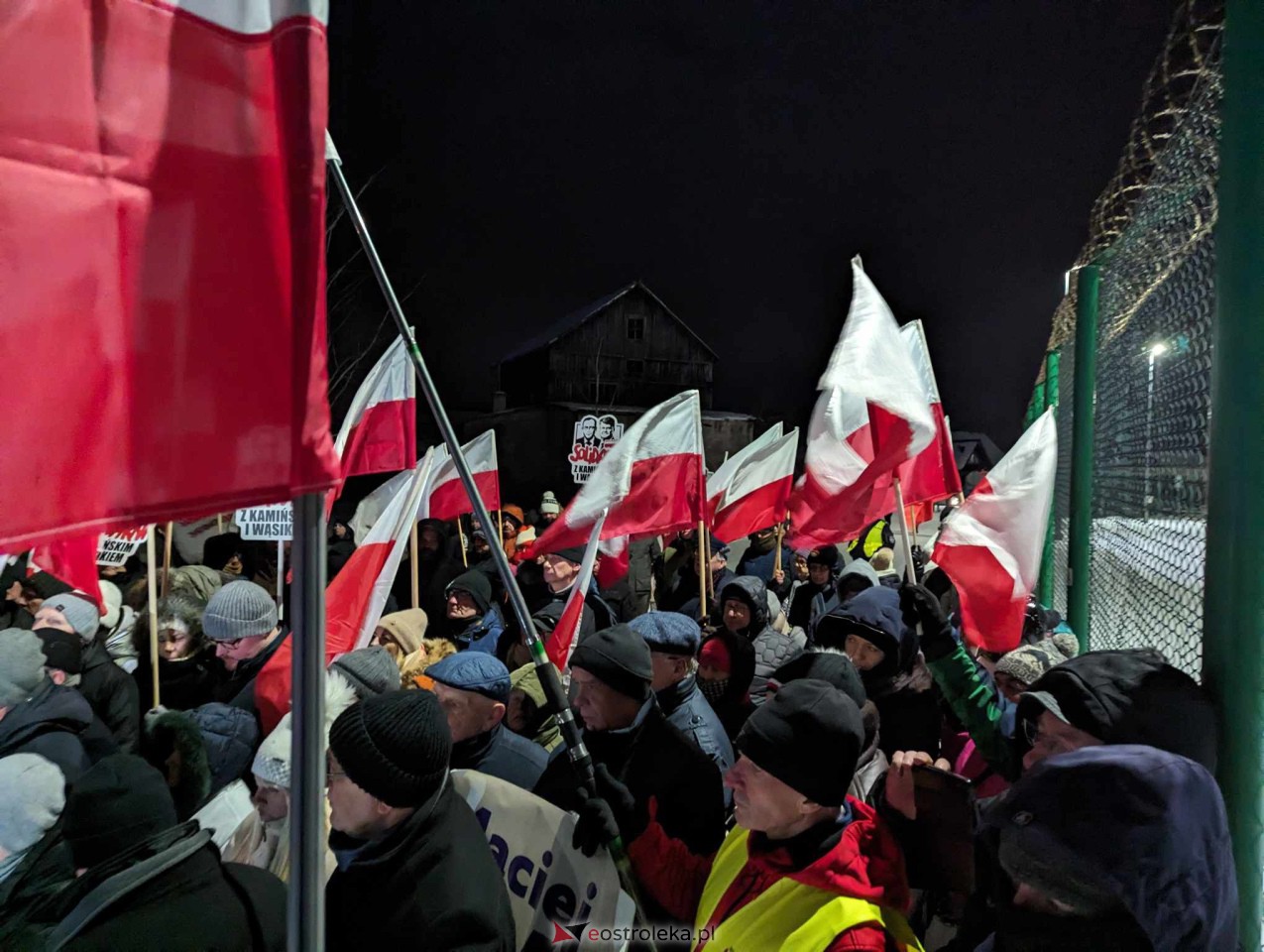 Przytuły Stare: Wiec poparcia dla Macieja Wąsika z udziałem J. Kaczyńskiego [19.01.2024] - zdjęcie #50 - eOstroleka.pl