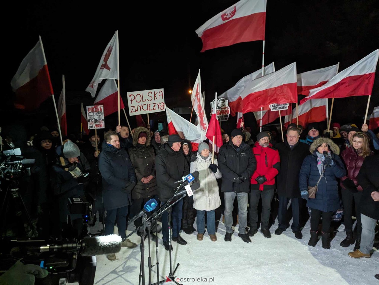 Przytuły Stare: Wiec poparcia dla Macieja Wąsika z udziałem J. Kaczyńskiego [19.01.2024] - zdjęcie #28 - eOstroleka.pl