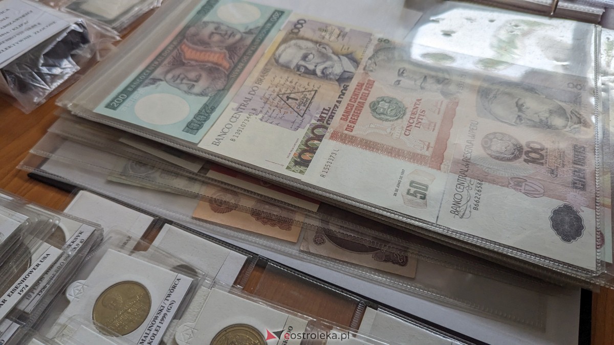 Ostrołęcka Giełda Kolekcjonerska w Klubie Lokator [21.01.2024] - zdjęcie #10 - eOstroleka.pl