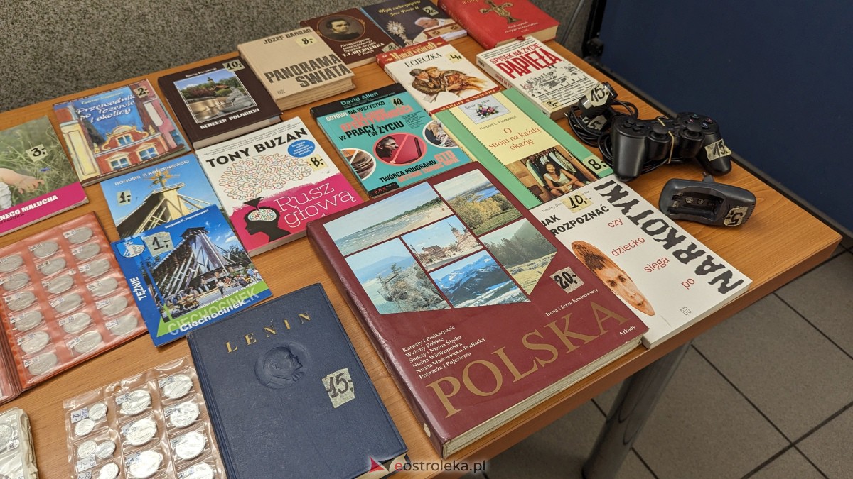 Ostrołęcka Giełda Kolekcjonerska w Klubie Lokator [21.01.2024] - zdjęcie #7 - eOstroleka.pl