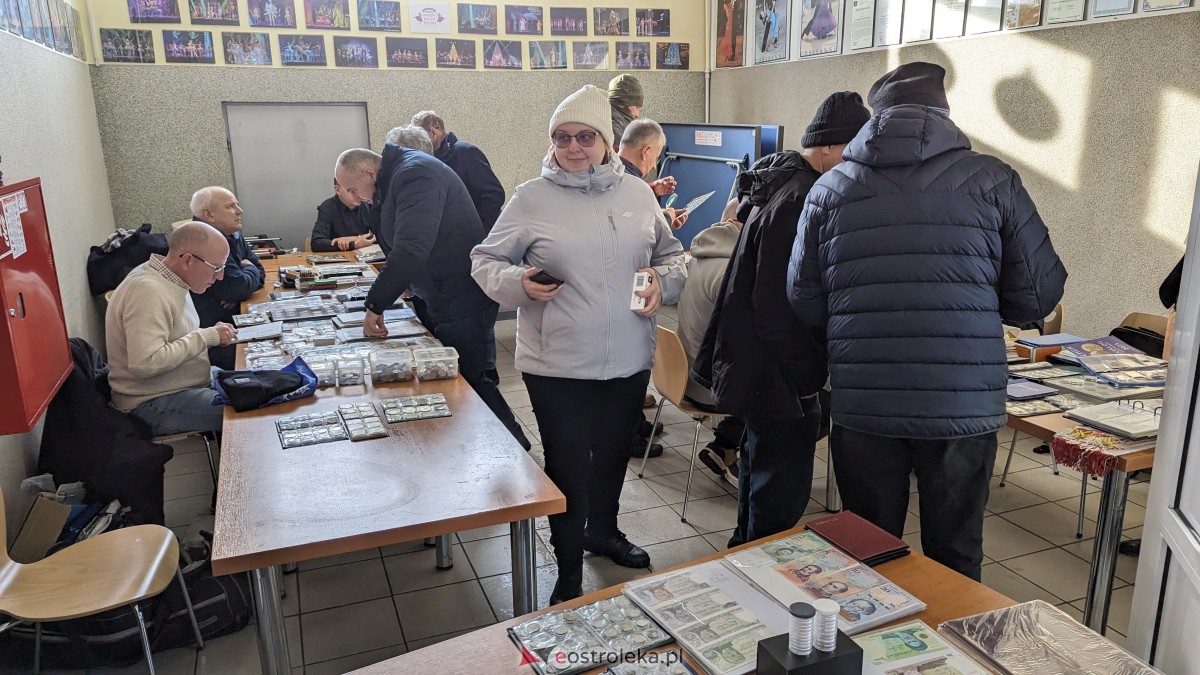 Ostrołęcka Giełda Kolekcjonerska w Klubie Lokator [21.01.2024] - zdjęcie #1 - eOstroleka.pl