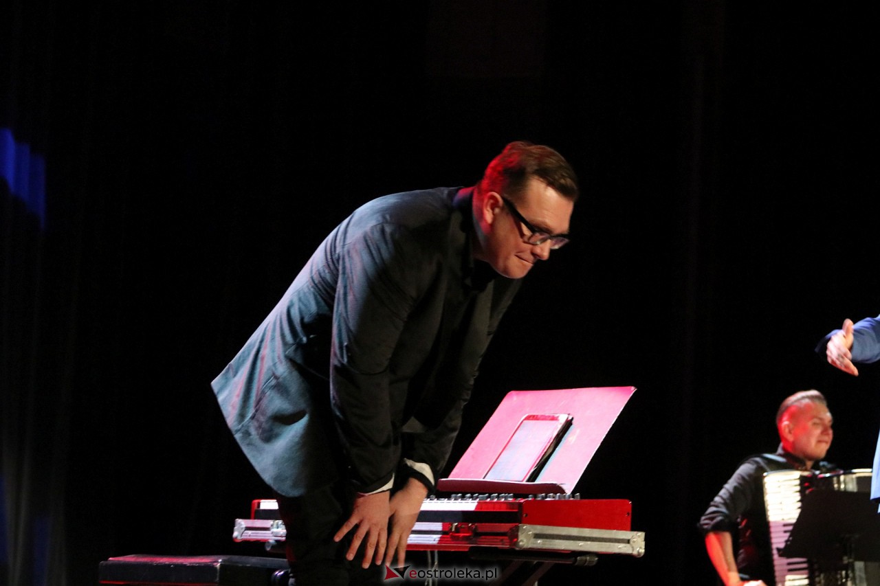 Artur Barciś w Ostrołęce [21.01.2024] - zdjęcie #24 - eOstroleka.pl