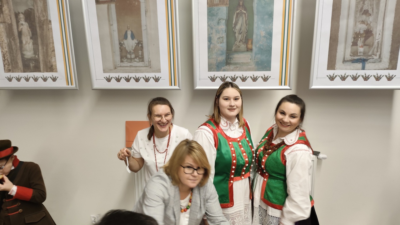 Kominki Kurpiowskie. impreza folklorystyczna związana z zapustami w Łysych - zdjęcie #10 - eOstroleka.pl