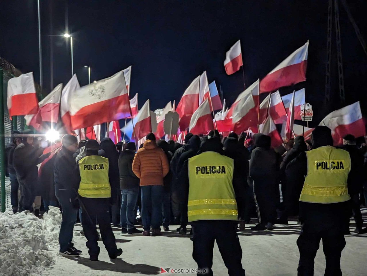 Manifestacja w Przytułach Starych [22.01.2024] - zdjęcie #11 - eOstroleka.pl