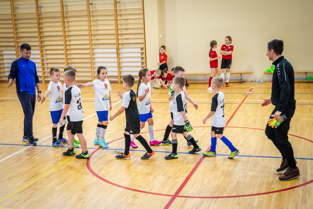 Ferie na sportowo - turniej piłki nożnej - zdjęcie #33 - eOstroleka.pl