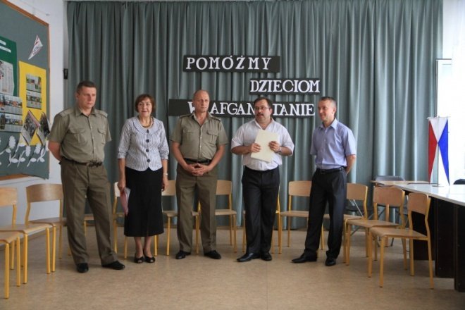 Podsumowanie zbiórki darów dla dzieci z Afganistanu 09.06.2011 - zdjęcie #10 - eOstroleka.pl