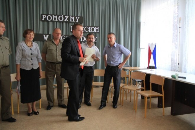 Podsumowanie zbiórki darów dla dzieci z Afganistanu 09.06.2011 - zdjęcie #7 - eOstroleka.pl