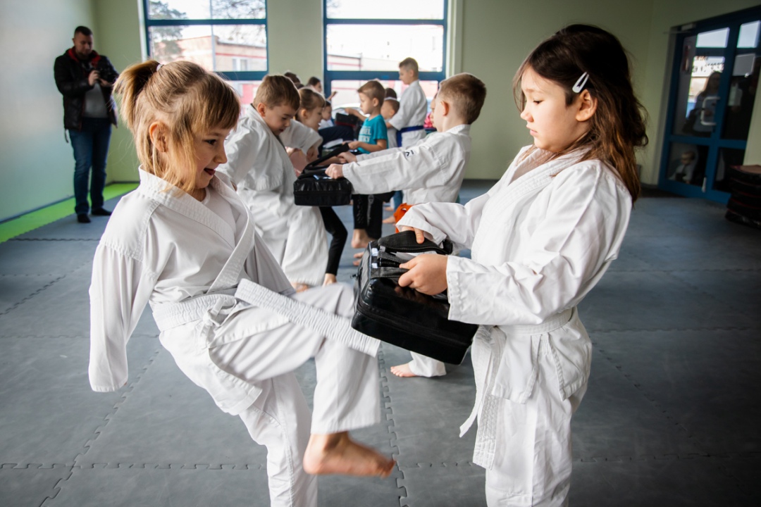 Ferie na sportowo z karate - zdjęcie #37 - eOstroleka.pl