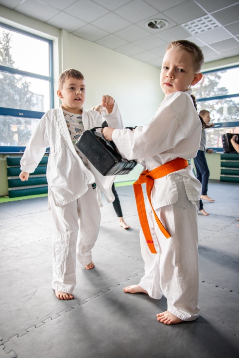 Ferie na sportowo z karate - zdjęcie #29 - eOstroleka.pl