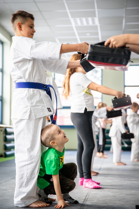 Ferie na sportowo z karate - zdjęcie #20 - eOstroleka.pl