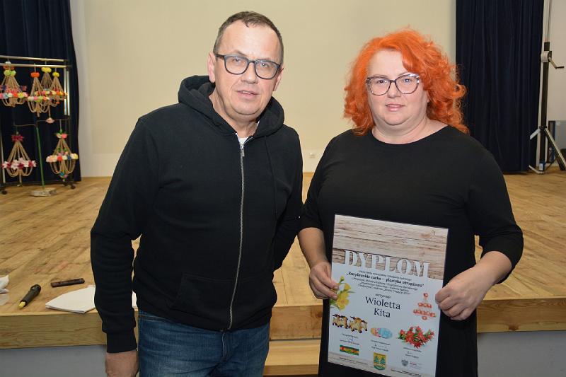 Kurpiowskie cacka - plastyka obrzędowa na warsztatach w Kadzidle [23.01.2024] - zdjęcie #27 - eOstroleka.pl