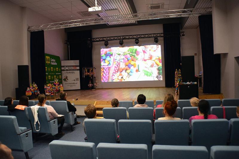 Kurpiowskie cacka - plastyka obrzędowa na warsztatach w Kadzidle [23.01.2024] - zdjęcie #16 - eOstroleka.pl