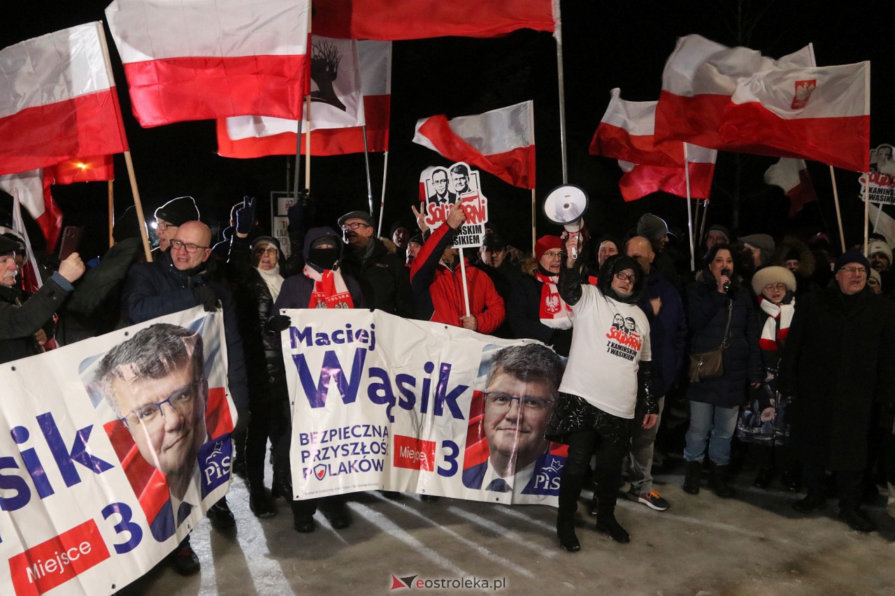 Maciej Wąsik wychodzi z więzienia w Przytułach Starych [23.01.2024] - zdjęcie #71 - eOstroleka.pl