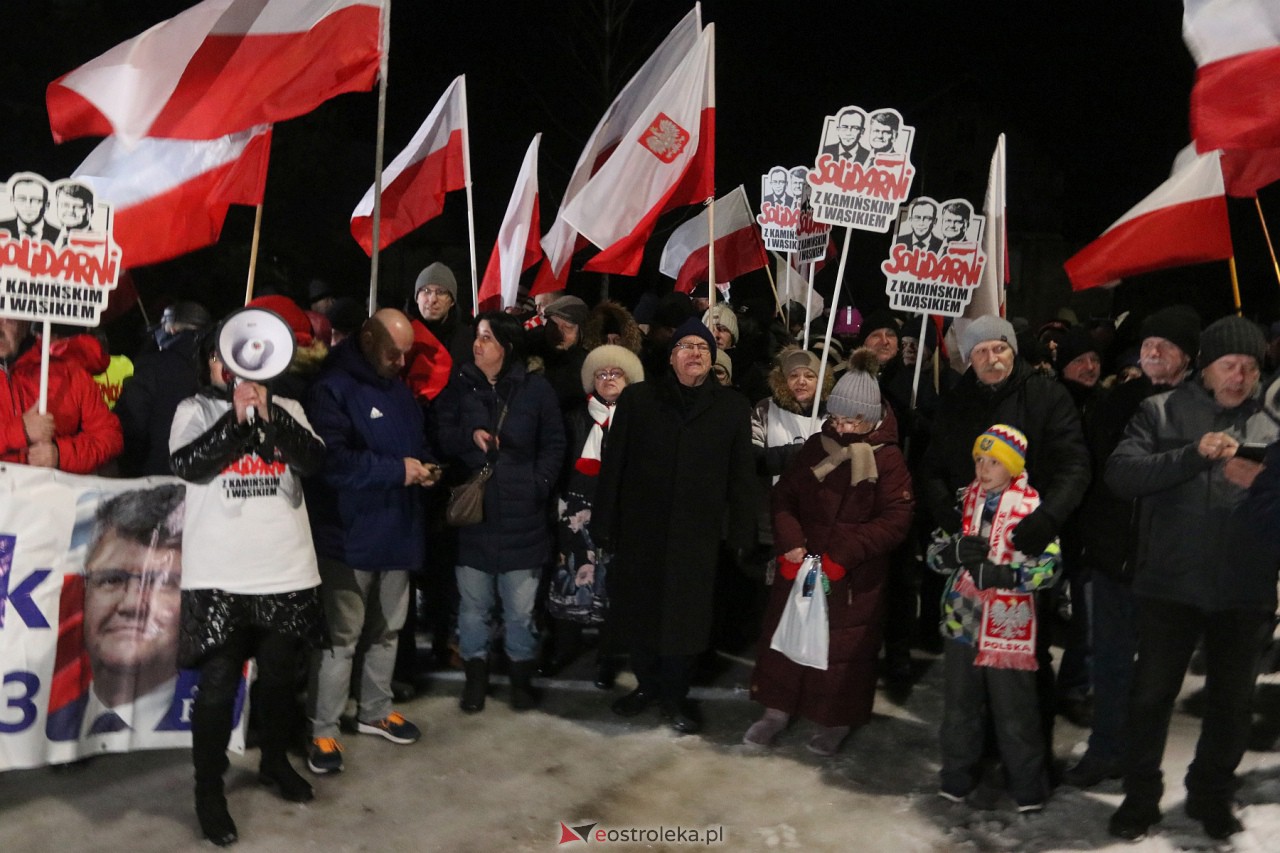 Maciej Wąsik wychodzi z więzienia w Przytułach Starych [23.01.2024] - zdjęcie #67 - eOstroleka.pl