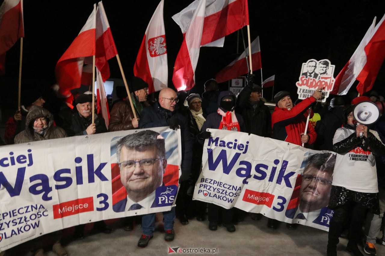 Maciej Wąsik wychodzi z więzienia w Przytułach Starych [23.01.2024] - zdjęcie #66 - eOstroleka.pl