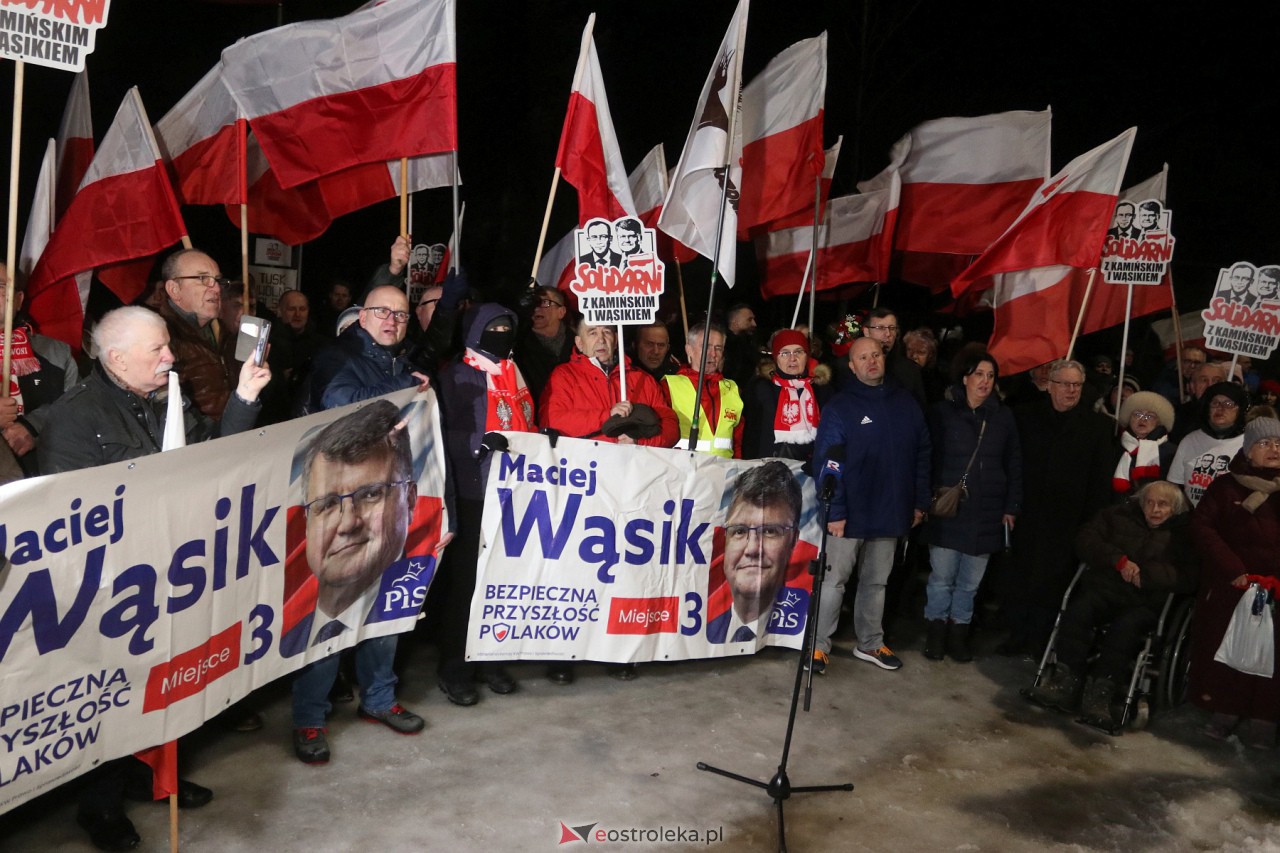 Maciej Wąsik wychodzi z więzienia w Przytułach Starych [23.01.2024] - zdjęcie #61 - eOstroleka.pl