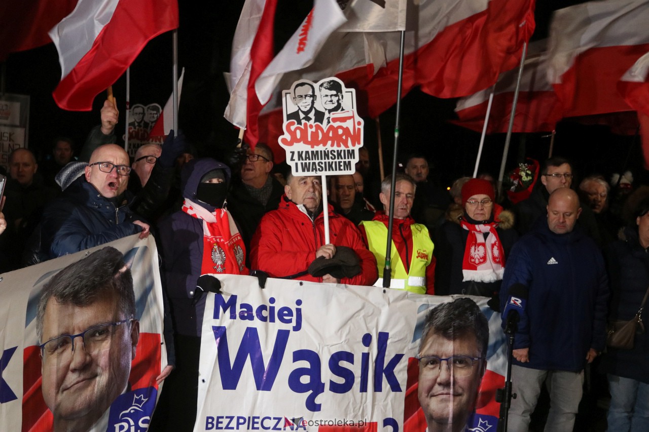 Maciej Wąsik wychodzi z więzienia w Przytułach Starych [23.01.2024] - zdjęcie #58 - eOstroleka.pl