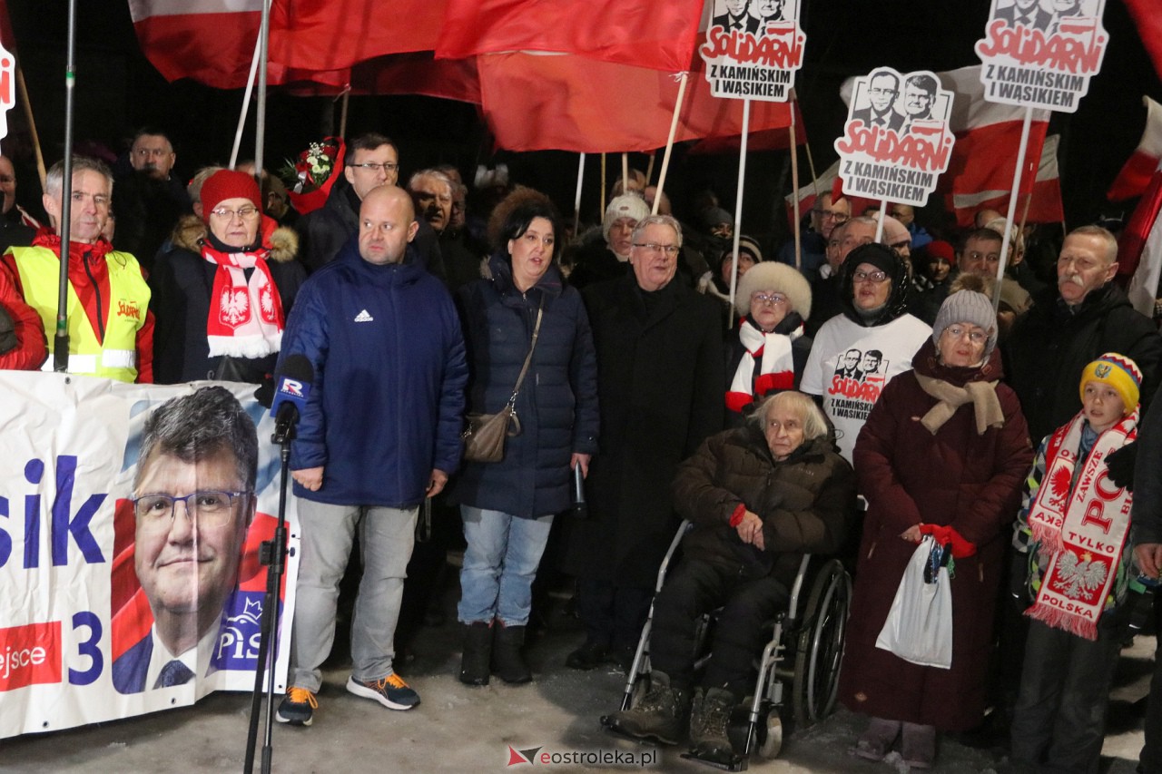 Maciej Wąsik wychodzi z więzienia w Przytułach Starych [23.01.2024] - zdjęcie #57 - eOstroleka.pl
