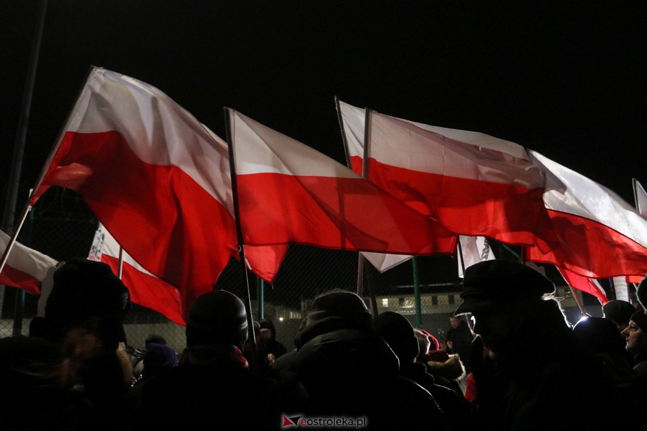 Maciej Wąsik wychodzi z więzienia w Przytułach Starych [23.01.2024] - zdjęcie #48 - eOstroleka.pl