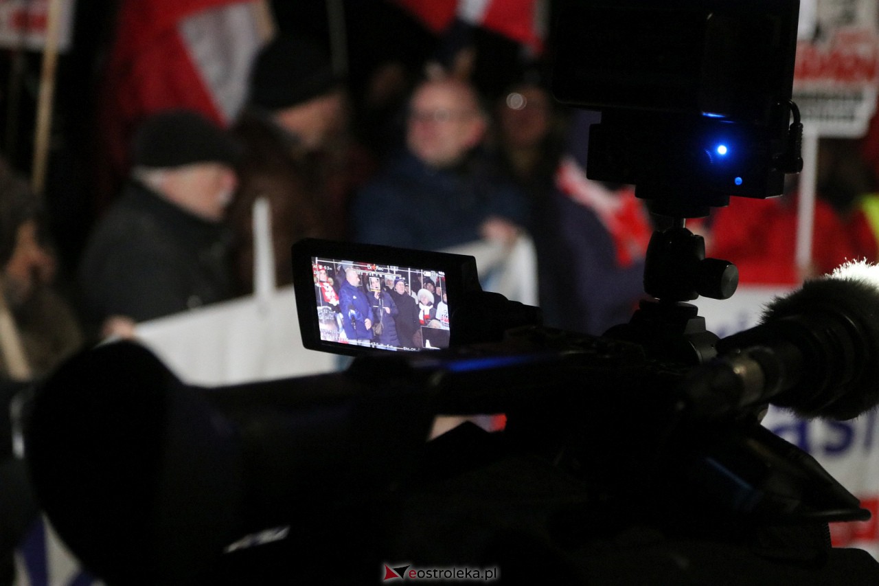 Maciej Wąsik wychodzi z więzienia w Przytułach Starych [23.01.2024] - zdjęcie #41 - eOstroleka.pl