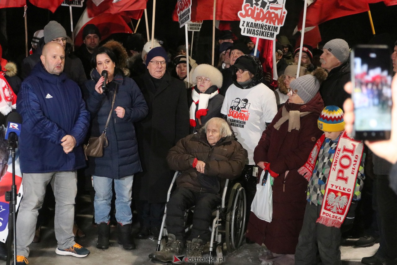 Maciej Wąsik wychodzi z więzienia w Przytułach Starych [23.01.2024] - zdjęcie #37 - eOstroleka.pl