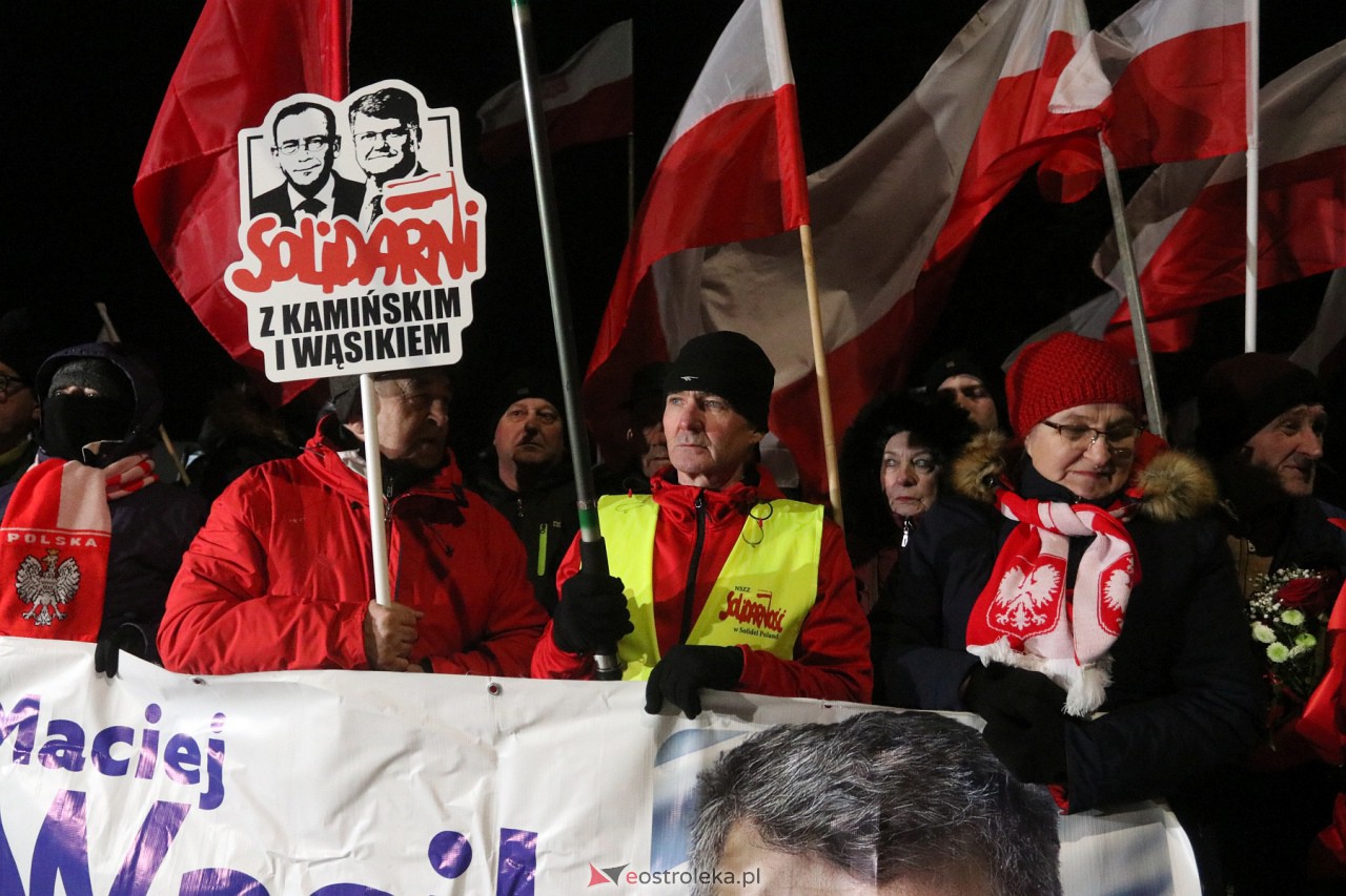 Maciej Wąsik wychodzi z więzienia w Przytułach Starych [23.01.2024] - zdjęcie #25 - eOstroleka.pl
