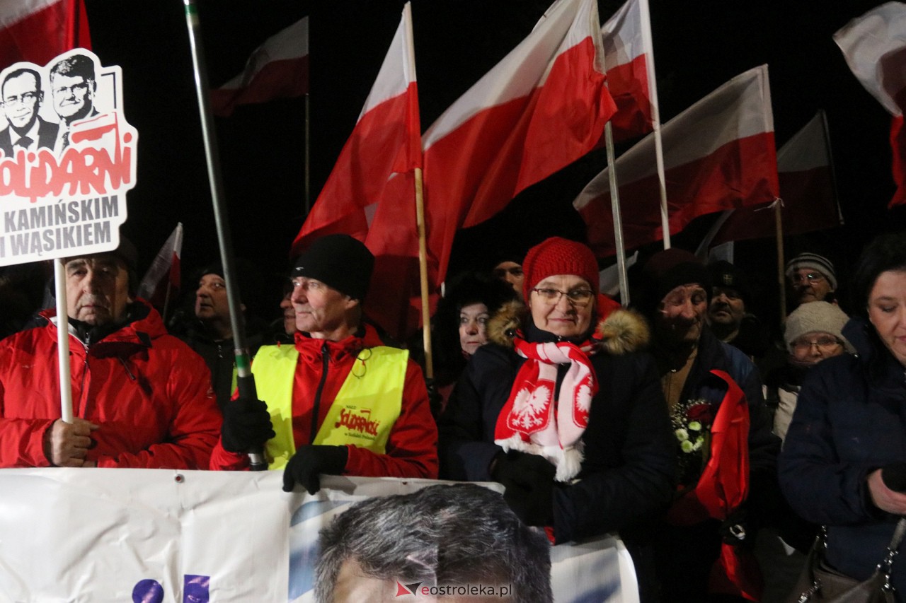 Maciej Wąsik wychodzi z więzienia w Przytułach Starych [23.01.2024] - zdjęcie #24 - eOstroleka.pl