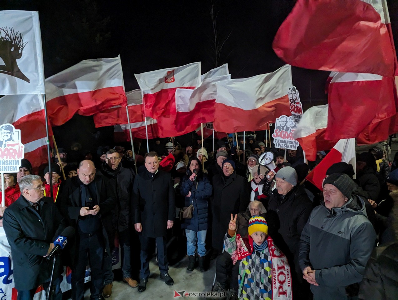Maciej Wąsik wychodzi z więzienia w Przytułach Starych [23.01.2024] - zdjęcie #110 - eOstroleka.pl