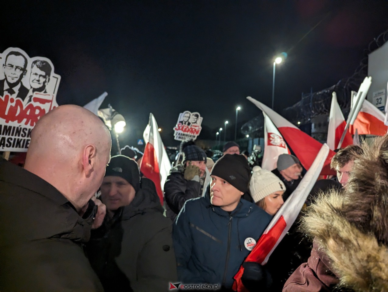 Maciej Wąsik wychodzi z więzienia w Przytułach Starych [23.01.2024] - zdjęcie #81 - eOstroleka.pl