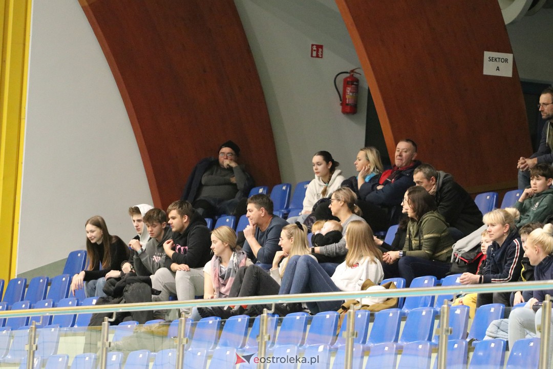 SPS Volley Ostrołęka - Lechia II Tomaszów Mazowiecki [24.01.2024] - zdjęcie #27 - eOstroleka.pl
