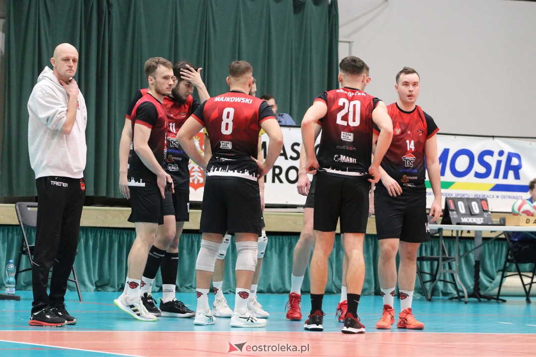 SPS Volley Ostrołęka - Lechia II Tomaszów Mazowiecki [24.01.2024] - zdjęcie #6 - eOstroleka.pl