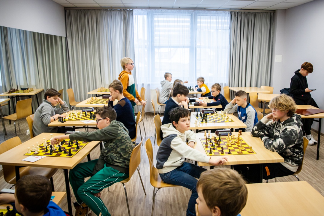 Ferie na sportowo 2024 - turniej szachowy - zdjęcie #14 - eOstroleka.pl