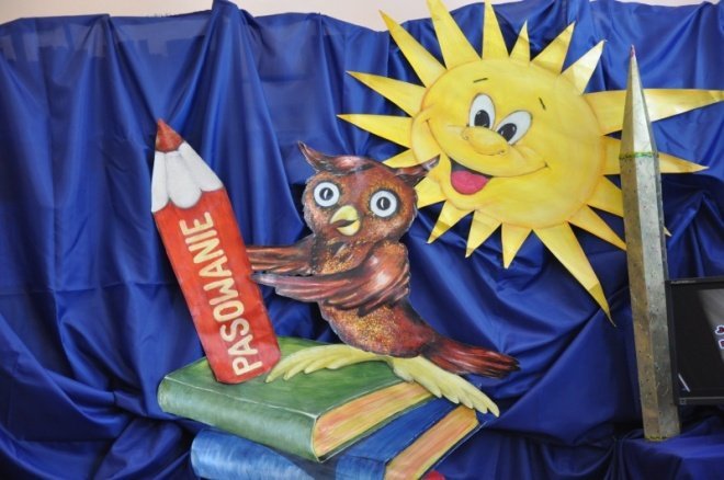Pasowanie na czytelnika (9.VI.2011) - zdjęcie #61 - eOstroleka.pl