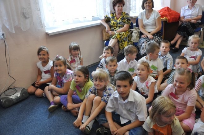 Pasowanie na czytelnika (9.VI.2011) - zdjęcie #56 - eOstroleka.pl