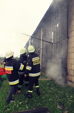 Pożar w Lipiance (09/06.2011) - zdjęcie #6 - eOstroleka.pl