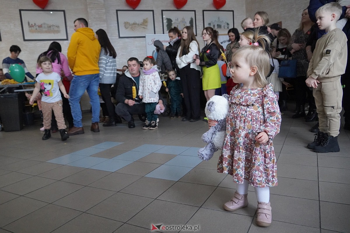 Finał WOŚP w Czerwinie [27.01.2024] - zdjęcie #45 - eOstroleka.pl