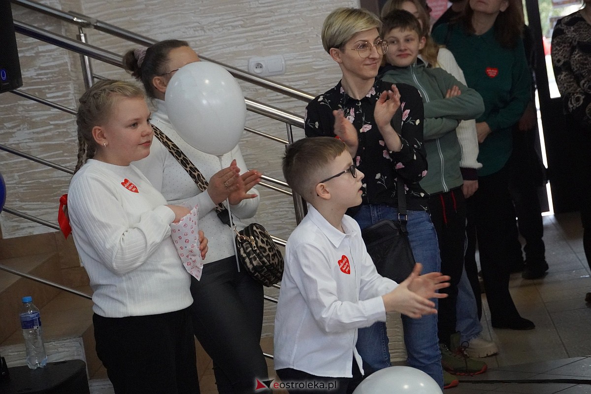 Finał WOŚP w Czerwinie [27.01.2024] - zdjęcie #6 - eOstroleka.pl