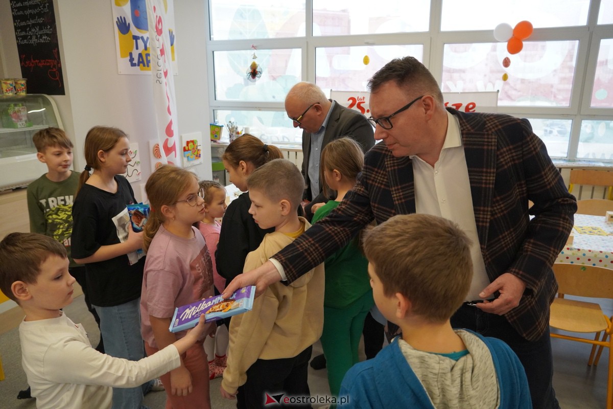 “W krainie puzzli i szkatuł - kreatywne warsztaty dla dzieci w Ostrołęce [27.01.2024] - zdjęcie #8 - eOstroleka.pl