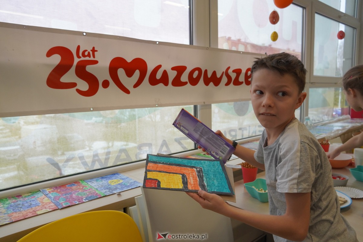 “W krainie puzzli i szkatuł - kreatywne warsztaty dla dzieci w Ostrołęce [27.01.2024] - zdjęcie #43 - eOstroleka.pl