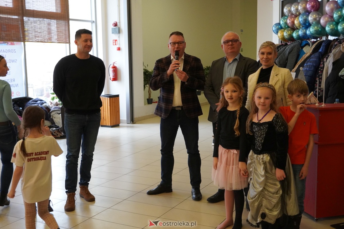 Bal karnawałowy w Morskiej Krainie - świetna zabawa dla ponad 100 dzieci [27.01.2024] - zdjęcie #52 - eOstroleka.pl