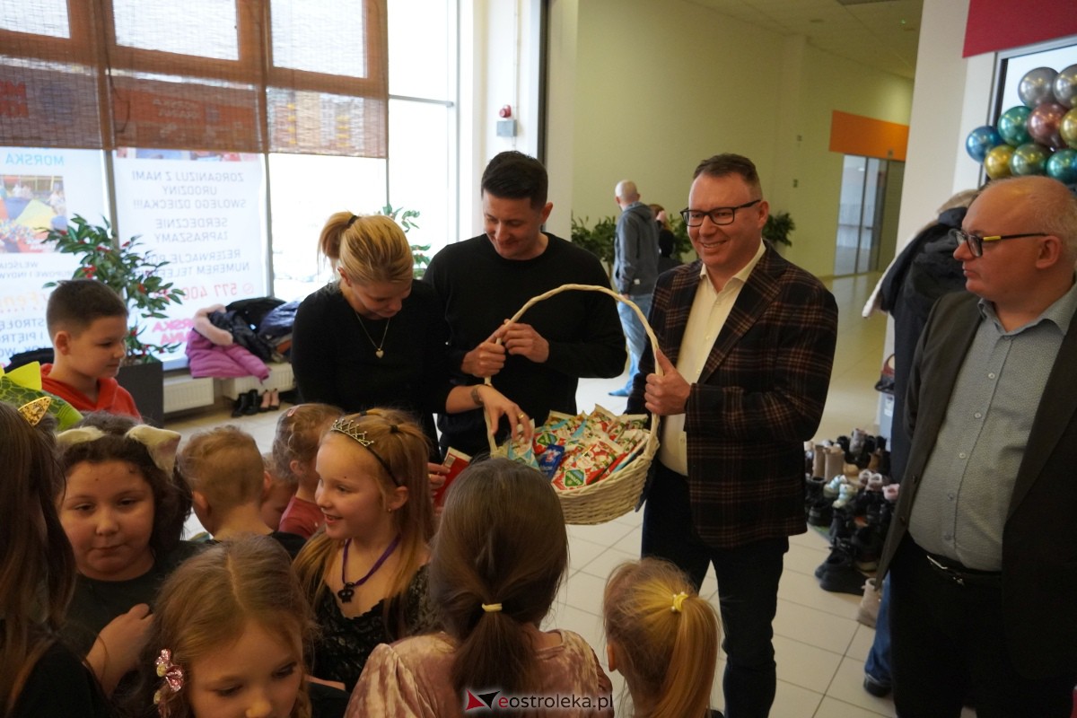 Bal karnawałowy w Morskiej Krainie - świetna zabawa dla ponad 100 dzieci [27.01.2024] - zdjęcie #49 - eOstroleka.pl