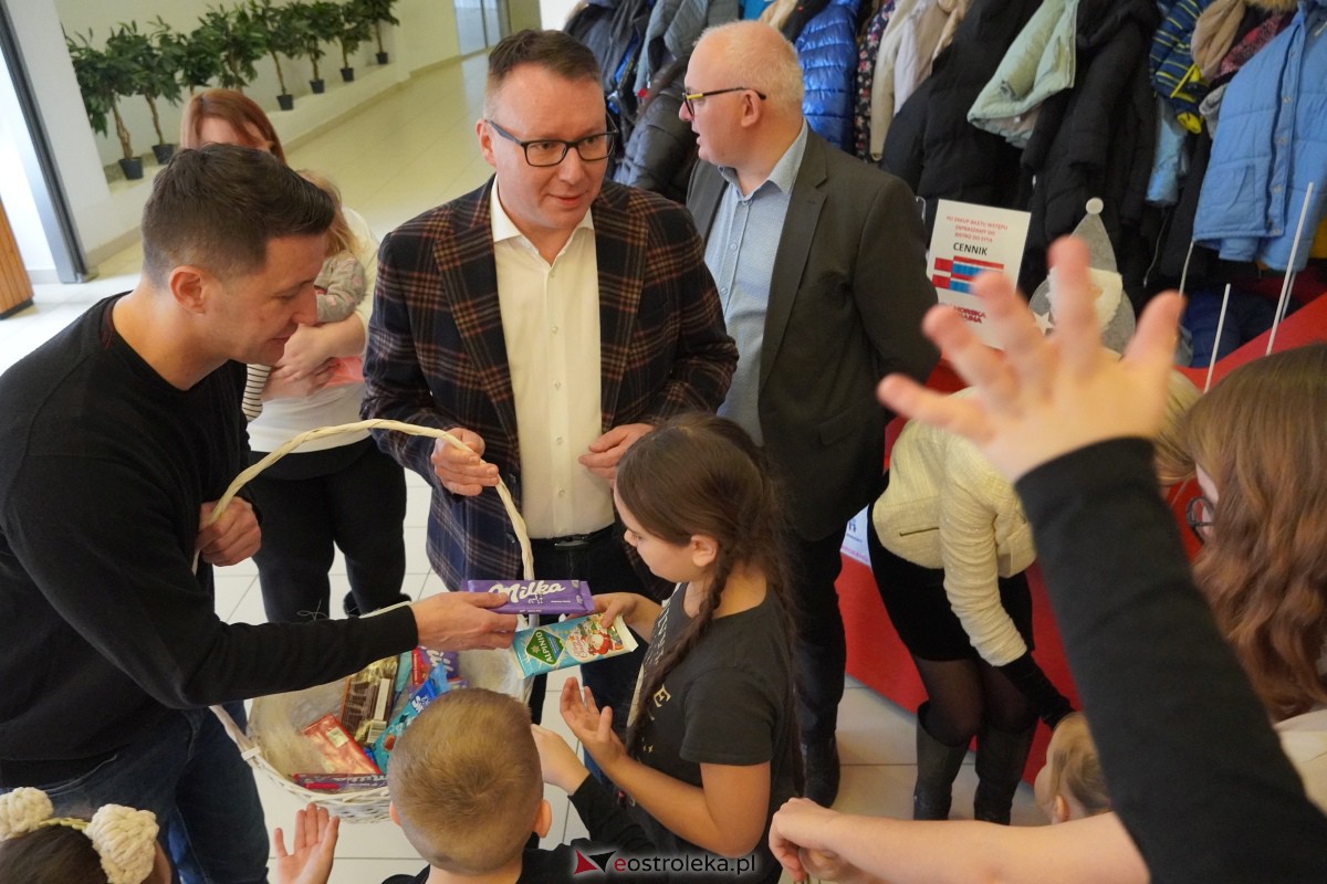 Bal karnawałowy w Morskiej Krainie - świetna zabawa dla ponad 100 dzieci [27.01.2024] - zdjęcie #24 - eOstroleka.pl