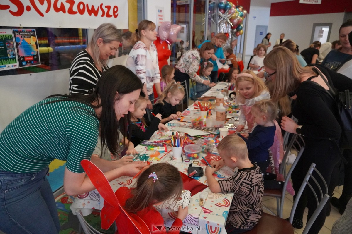 Bal karnawałowy w Morskiej Krainie - świetna zabawa dla ponad 100 dzieci [27.01.2024] - zdjęcie #77 - eOstroleka.pl