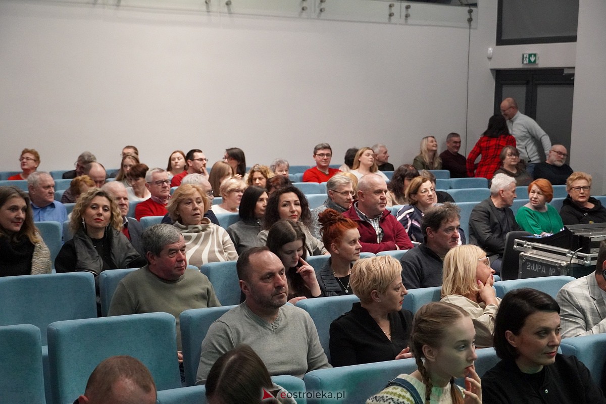 Koncert Raz Dwa Trzy w Kadzidle [27.01.2024] - zdjęcie #53 - eOstroleka.pl